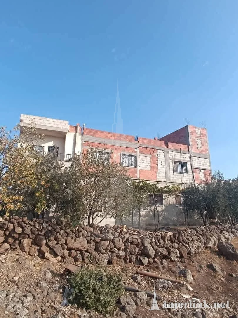 Arab-style house for sale in مقابل مفرق مصاد باتجاه الشمال, Suwayda – Photo 3